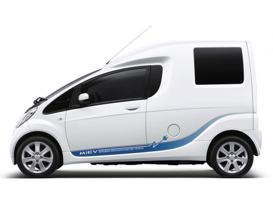  Mitsubishi i-MiEV Cargo Concept 2009 года  (фото 7 из 8)